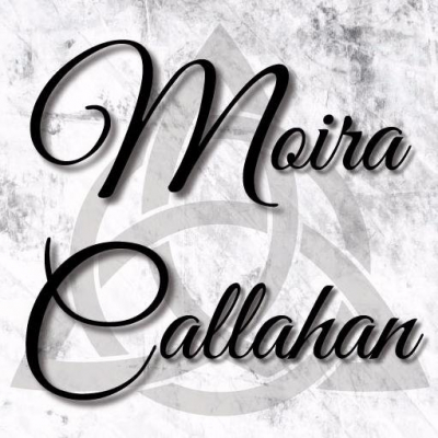 Moira Callahan Reads